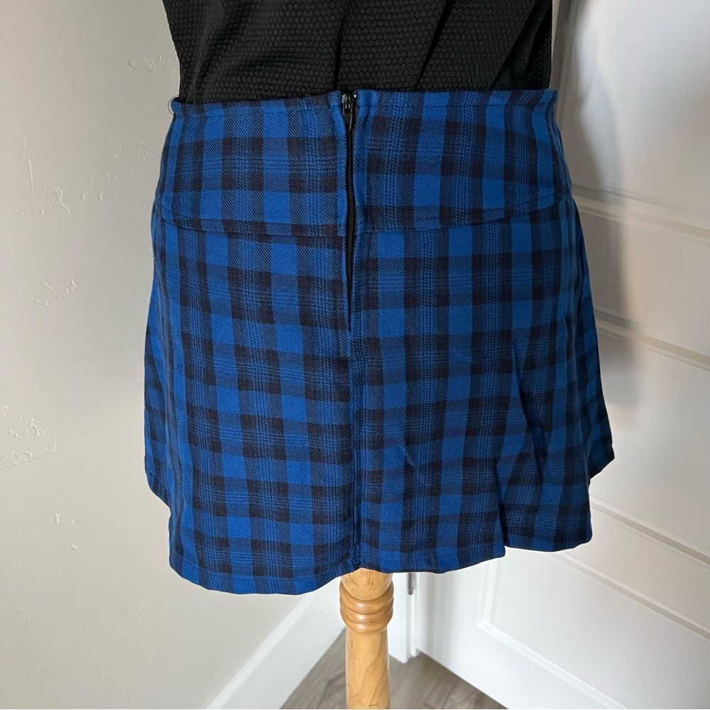 NWT vintage Lip Service blue plaid miniskirt with buckles and safety pin sz S - Picture 9 of 13
